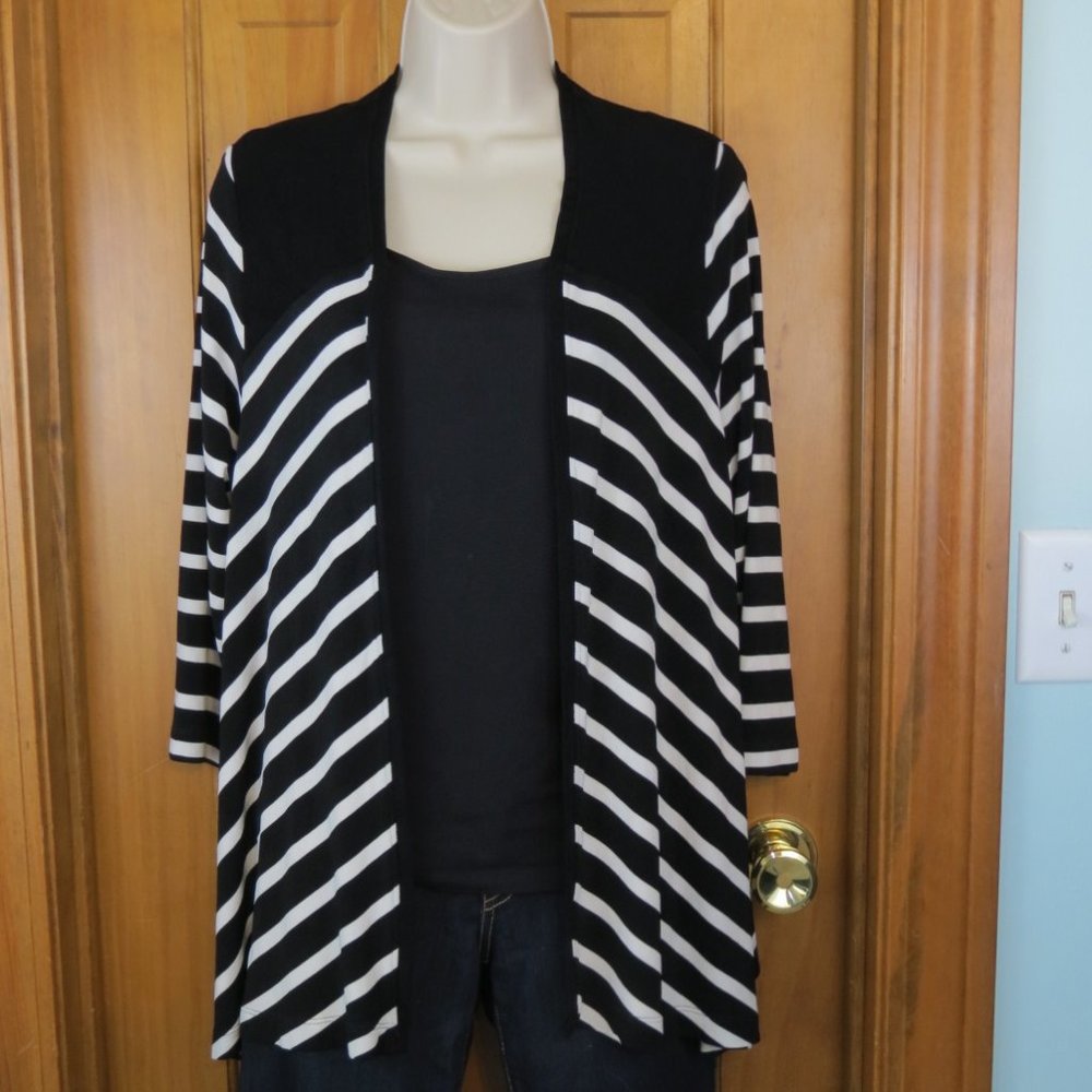 Travelers by Chico's Black & White Knit Cardigan